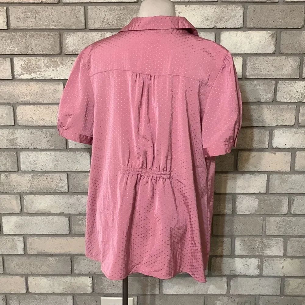 3for$20 button front top 18/20w - Picture 2 of 3